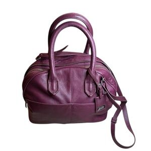 Aimee Kestenberg Chic Plum Genuine Leather shoulder bag EUC Double Zipper